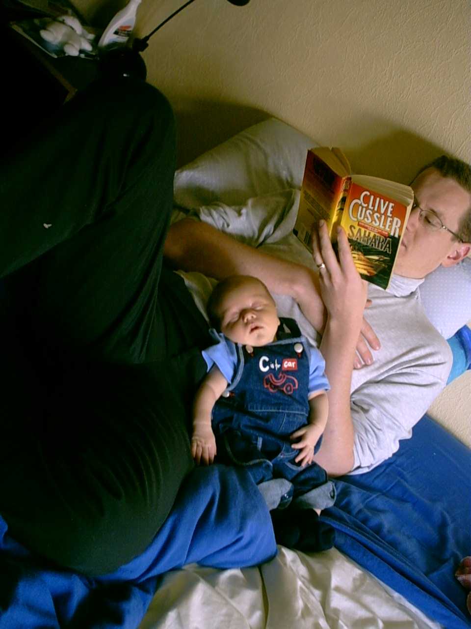 Baby/2003-11-09/09 11 03 029.JPG